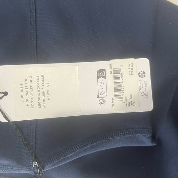 ALO Yoga Deep Blue Leggings - Picture 3 of 3